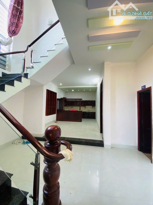 Bán nhà mặt tiền kinh doanh đường Trần Phú phường Thành Công - 1