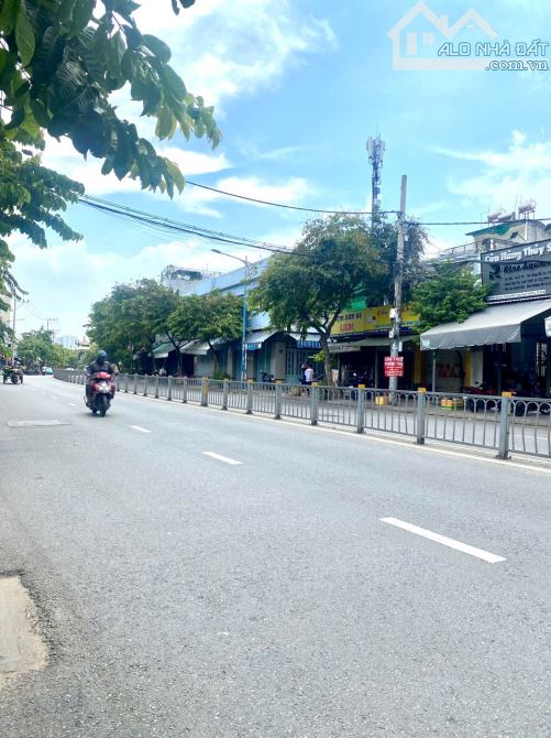 BÁN NHÀ MẶT TIỀN KÊNH TÂN HÓA,TÂN PHÚ,42M2,KINH DOANH TỐT,NHỈNH 5 TỶ - 1