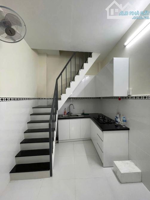 🏠 NHÀ 3 TẦNG – GIÁ 1.8 TỶ – NI SƯ HUỲNH LIÊN – TÂN BÌNH - 1