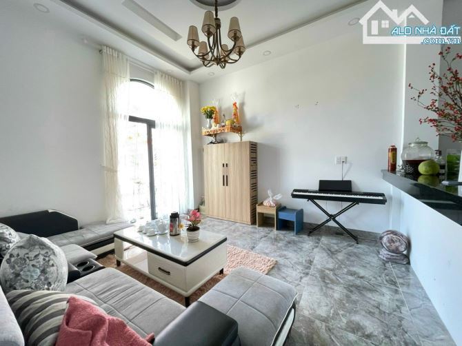 Chính Chủ Ngộp Gửi Bán Gấp 8 Căn Hộ Cho Thuê Nguồn Thu Đều Đặn 25tr/tháng Cách ĐHĐL 500m - 1