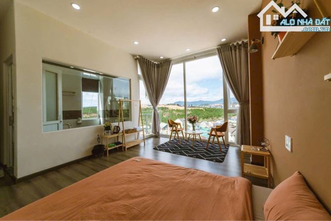 Bán Gấp Khách Sạn Trung Tâm P2 Đã Hoàn Công 7 Phòng Đều Có View Đẹp Đường Ô Tô 5m - 1