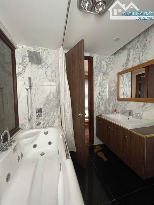 BÁN TÒA NHÀ MẶT PHỐ HÀNG BÔNG - HOÀN KIẾM 182m 10 TẦNG MẶT TIỀN 5m GIÁ 157 TỶ - 1