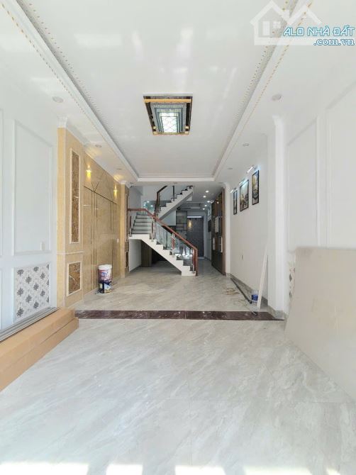 nhà 60m2 3ty750 TL 1 trệt 2 lầu, đúc 3 tấm,trục chính KDC, p.Bình Chuẩn - 1