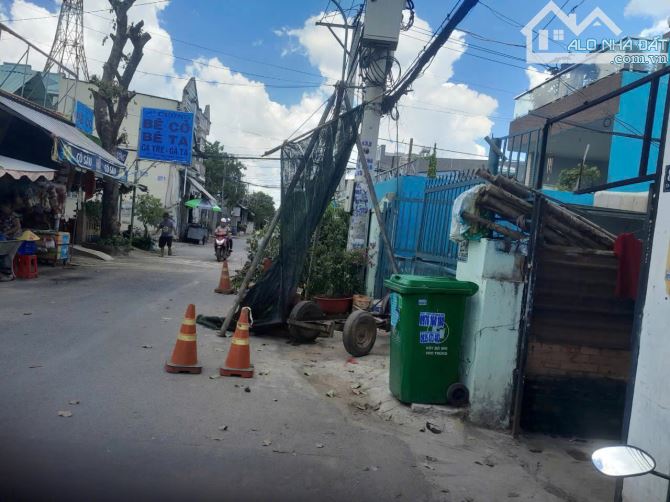 Bán nhà MT Hiệp Thành 44, P. Hiệp Thành, DT 5,15x25m, nhà cấp 4 giá 6,5 tỷ TL : - 1