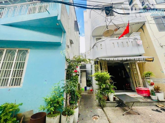 Bán nhà gần chợ Tân Hương - Ngang hiếm 8.3m x 17m, lửng. Giá: 8.5 tỷ TL - 1
