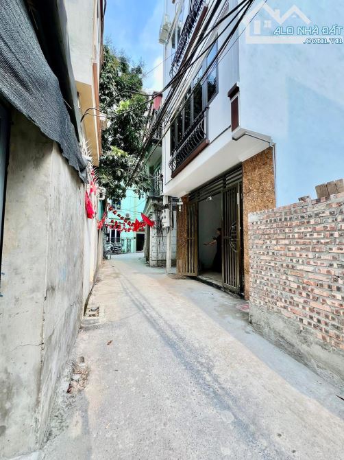 CẦN BÁN NHÀ HỮU HƯNG, Giá 6.35 tỷ, OTO ĐỖ CỬA, NGÕ NÔNG, MT KHỦNG 5.1m, DT 34m, 5 Tầng - 1