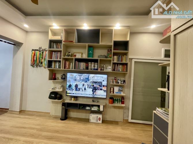 Tập thể Trung Liệt trung tâm Đống Đa nhiều tiện ích ở sướng giá 2,85 tỷ - 1