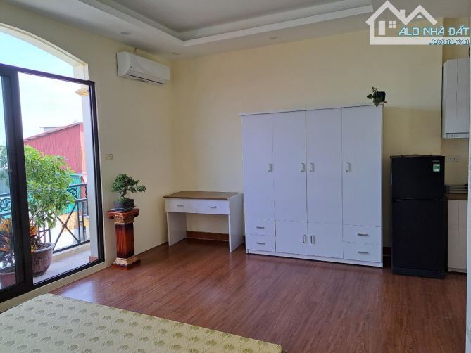 Bán nhà dòng tiền mặt phố Lê Thanh Nghị, 50m, 5 tầng, 10 phòng, sát Kinh tế, giá 13.7 tỷ - 1