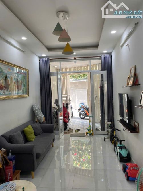 Nhà 2 tầng đường TÂN THỚI NHẤT 10, phường TÂN THỚI NHẤT, Q12, dt 48m2 (3mx17m). 4,1Tỷ - 1