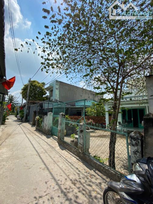 BÁN NHÀ 126M² THỔ CƯ, MẶT TIỀN 6.8M, 3PN -Ô TÔ ĐỖ CỬA -NGUYỄN DUY TRINH -NGỘP CHỈ 4.99TỶ - 1