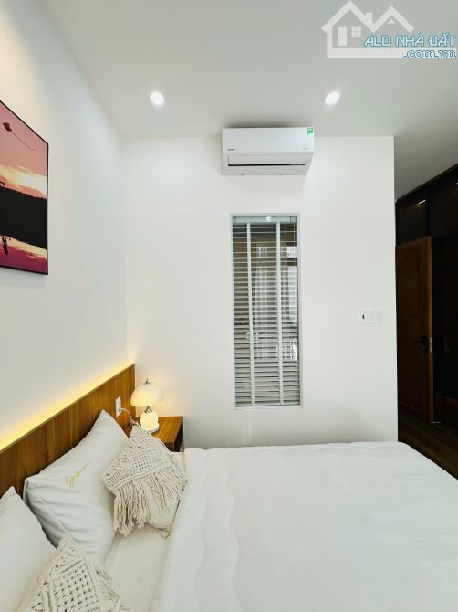 Hàng hiếm - HXH 6m K300 - DT: 68m2, 3 tầng (có HĐ thuê 24 triệu/tháng) - giá rẻ: 11.5 tỷ T - 1