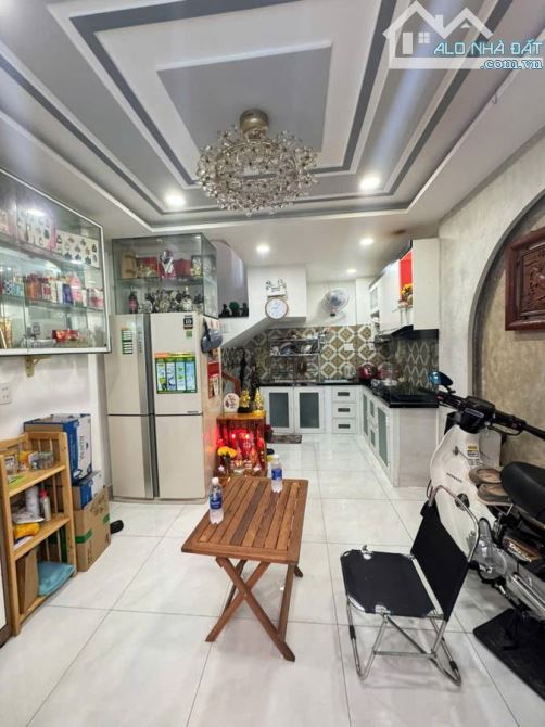 🏡 NHÀ NHỎ XINH PHÚ NHUẬN – GẦN SÁT MẶT TIỀN HẺM THÔNG THOÁNG AN NINH - GIÁ 3.94 TỶ - 1