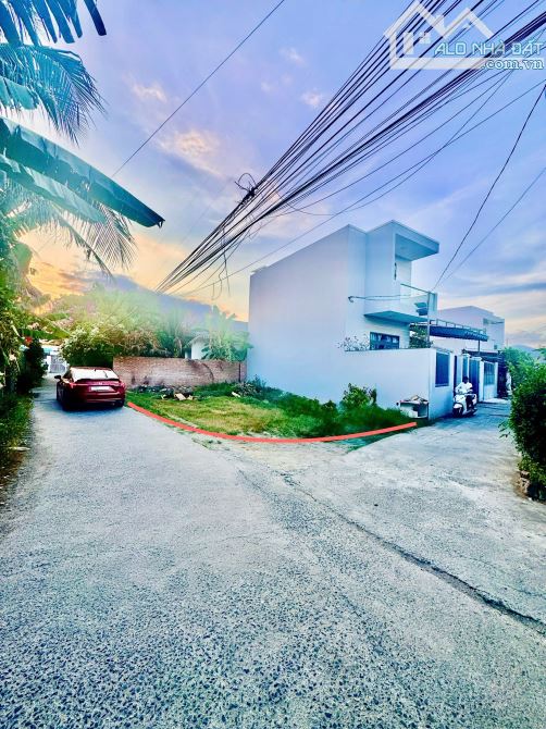 Cần bán nhanh lô góc 2 mặt tiền hẻm Bà Đề Diên An !! Đường ô tô √ Diện tích : 116.9m2 - 1