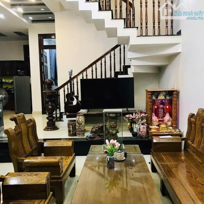 DUY NHẤT SỞ HỮU NHÀ MẶT TIỀN ĐƯỜNG MINH MẠNG THÀNH PHỐ HUẾ 110M2 GIÁ CHỈ 3  TỶ 350 TRIỆU