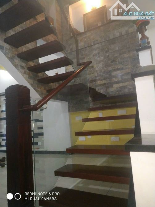 Bán nhà phố 4 tầng xe oto nằm trong nhà, Đào Duy Anh P9, 62m2, 11.3 tỷ - 1