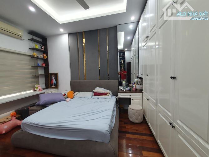 NHÀ TRẦN ĐẠI NGHĨA, Ô TÔ VÀO NHÀ, 5 TẦNG, 55M GIÁ 10.3 TỶ CỰC GẦN PHỐ - 1