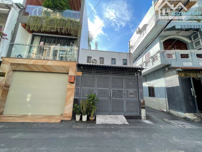 Nhà hẻm 158 Hoàng Hoa Thám - Hẻm 8m, DT: 4 x 20m, 2 tầng, giá: 12 tỷ - 1
