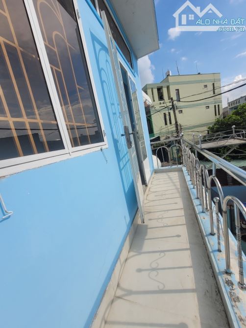 cáo:  ⸻  NHÀ 2 TẦNG MỚI TINH – CHỈ NHỈNH 2 ĐỒNG - 1
