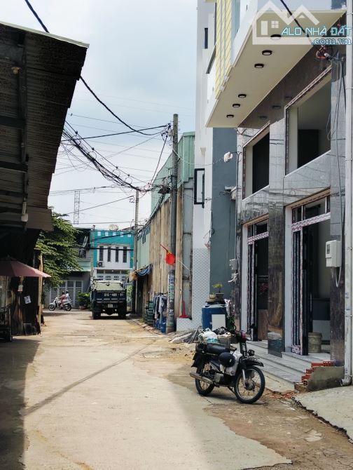 Bán Nhà 57m² 3 Lầu – Hẻm Xe Hơi Phạm Đăng Giảng, Gần Lê Trọng Tấn – Chỉ 4.98 Tỷ TL - 1