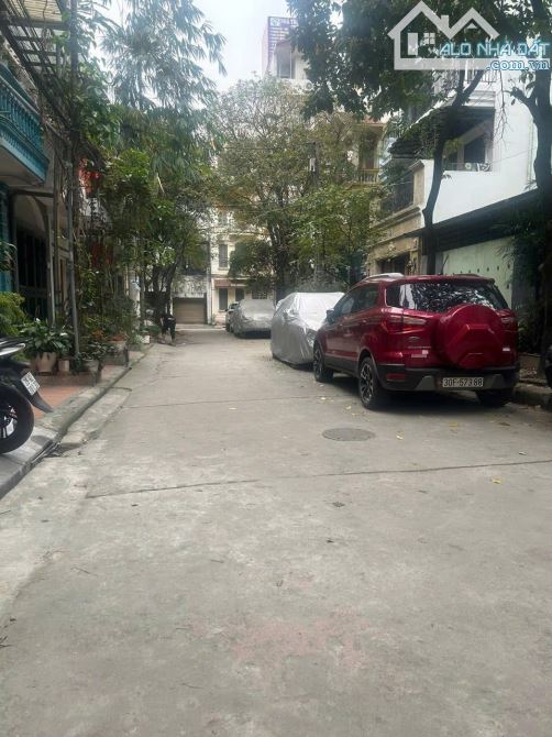 (THANG MÁY) Bán nhà phân lô Nguyễn Chí Thanh 51mx5T Otô tránh vỉa hè KDVP sổ vuông 16.2 tỷ - 1