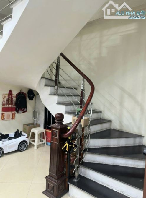 NHÀ ĐẸP CẠNH KĐT VIỆT HƯNG LONG BIÊN, Ô TÔ VAO NHÀ, GẦN PHỐ, DT 48M2 CÓ 7.X TỶ - 1