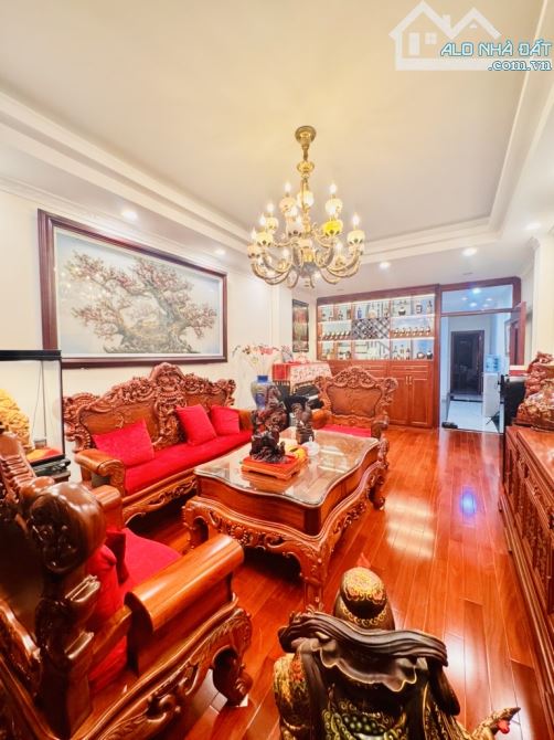 Bán Nhanh Nhà 6 Tầng Hồng Tiến - Dt Rộng - Tặng Chủ Full NT Gỗ Hiếm Gần 2 Tỷ - 1