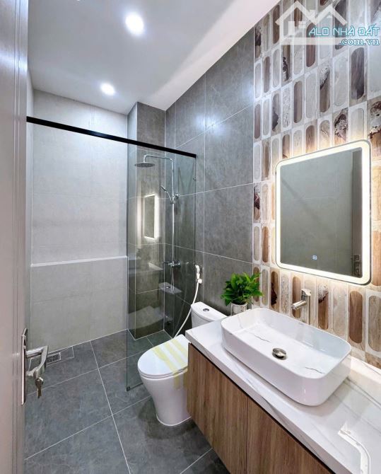 Bán Gấp Nhà Đẹp 2 Tỷ 500 – 4PN, 240m² – Hẻm Ô Tô – Gần Trung Tâm Thủ Dầu Một - 14