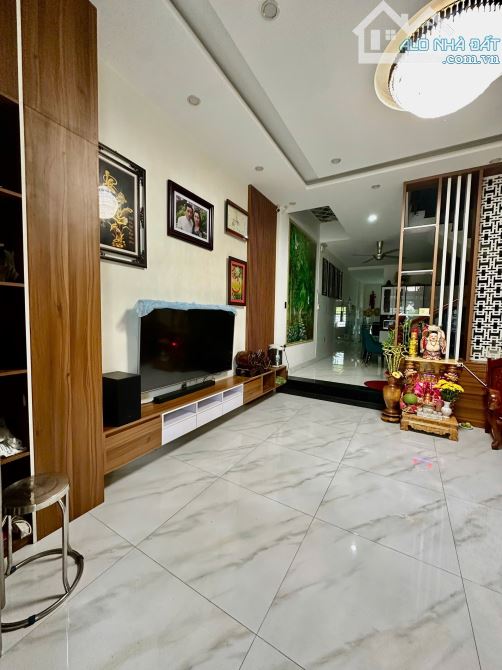 Bán nhà 4 tầng đường 10.5m Lê Sĩ - Hoà Xuân - Cẩm Lệ - 14