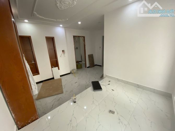 Bán nhà nở hậu Nguyễn Phúc Chu, P15, Tân Bình.71m2 x 5 tầng - 4 x 18 . Giá 7.68 tỷ TL - 14