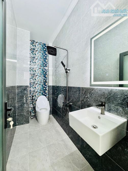 VỀ QUÊ Ở CẦN BÁN NHÀ ĐƯỜNG TRẦN TUẤN KHẢI, PHƯỜNG 5, QUẬN 5 - GIÁ:4TỶ940/68,8M2. SỔ CHUẨN. - 14