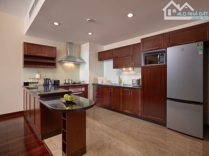 Bán tòa khách sạn mặt đuờng Xuân Diệu - 280m2 x 12 tầng MT 12,5m, View trọn hồ Tây, 252 tỷ - 1