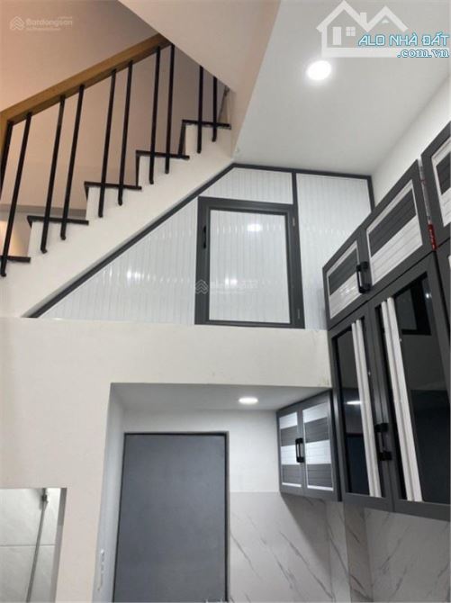 🏡 Bán nhà Nguyễn Tri Phương, Q.10, nở hậu gần ĐH Kinh Tế, 8.x tỷ! - 2