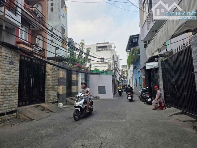 Bán Nhà Bình Thạnh, Gần Mặt Tiền, Tiện Xây Mới- Kinh Doanh - 2