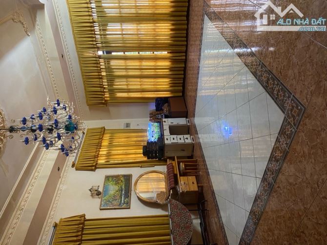 Bán nhà siêu vị trí MT Độc Lập Q.Tân Phú - 8x28m - 4 tầng - HĐT 150tr giá chỉ 35.5 tỷ. - 2