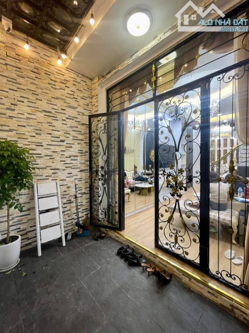 Bán nhà hiếm Phố Phú Diễn, 40m², 5 tầng, mặt tiền 4.5m, nhỉnh 6 tỷ - 2