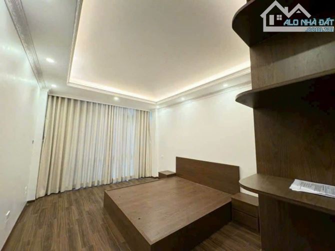 Bán nhà Phạm Văn Đồng, 46m2, phân lô, ô tô tránh, nội thất chủ tặng,  nhỉnh 8tỷ. - 2
