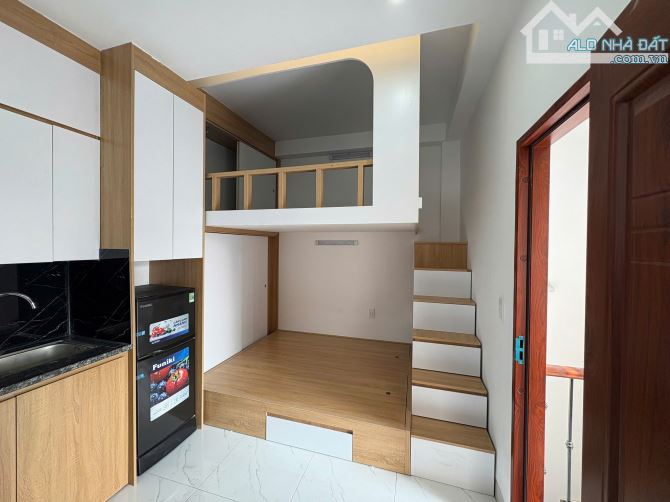 Cho Thuê CCMN 103 Pháo Đài Láng 30m2 Gác Xép + Giường Ban Công Cửa Sổ Giặt Riêng Thang Máy - 2