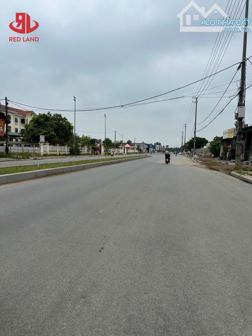 HAI MẶT TIỀN PHẠM VĂN ĐỒNG - 2