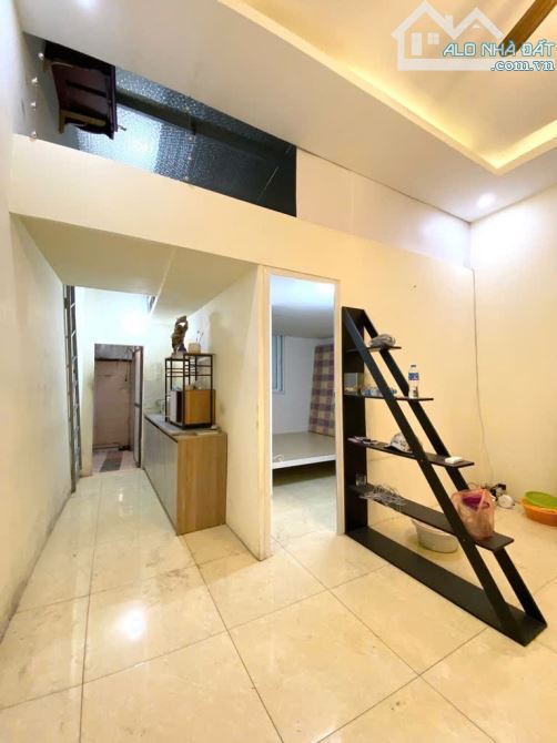 SIÊU HIẾM: 100T/M, BÁN 42M ĐẤT SỔ ĐỎ; 4,3 TỶ TẶNG NHÀ CẤP 4, PHỐ TRẦN KHÁT CHÂN, GẦN Ô TÔ - 2
