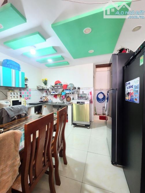 💥🏡 NHÀ 2 TẦNG - MẶT TIỀN ĐÔNG HƯNG THUẬN 42, dt 101m2, PHƯỜNG TÂN HƯNG THUẬN, QUẬN 12. - 2