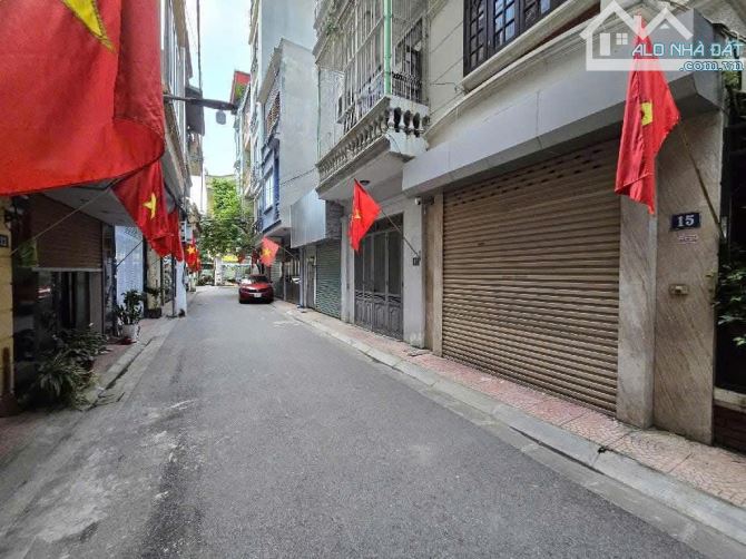 BÁN NHÀ HOC VIÊN TÀI CHÍNH - BẮC TỪ LIÊM - 84M2 - 3TẦNG - GIÁ 9 TỶ - NGÕ Ô TÔ THÔNG - 2