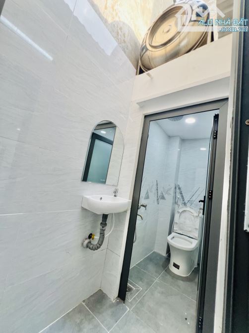 Bán nhà mới đẹp đường số 18D, Hẻm Ô Tô Thông, Sổ Hoàn công Đầy đủ - 2