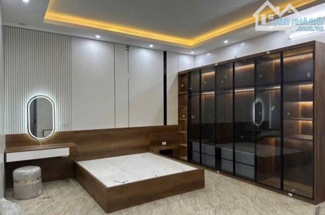 PHỐ ĐẶNG VŨ HỶ – Ô TÔ ĐỖ CỔNG – 50M RA Ô TÔ TẢI TRÁNH – NHỈNH 5 TỶ CÓ NGAY NHÀ ĐẸP! - 2
