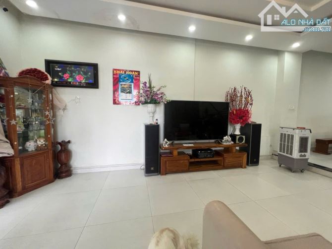 SIÊUPHẨM LÔ GÓC 2 TẦNG-TT LÀNG ĐẠI HỌC, FPT-HOÀ HẢI-Đường NGUYỄN DUY CUNG-135m2-NHỈNH 6 TỶ - 2
