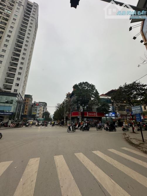 Bán tòa nhà văn phòng 9 tầng mặt phố Quang Trung DT 170m2  lô góc 3 mặt thoáng. - 2