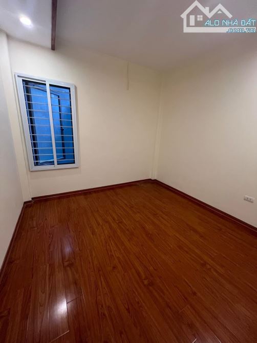 BÁN NHÀ NGUYỄN VĂN TRỖI – THANH XUÂN RẤT GẦN MẶT ĐƯỜNG Ô TÔ THÔNG, NHÀ ĐẸP 4 TẦNG x 45M2. - 2
