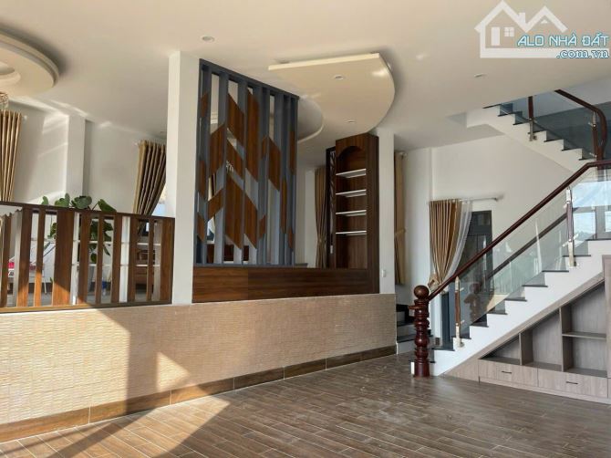 ✨🏡✨ Cần bán Villa/ Biệt Thự Hẻm xe hơi (4m), đường Thái Phiên, P.12, Đà Lạt - 2