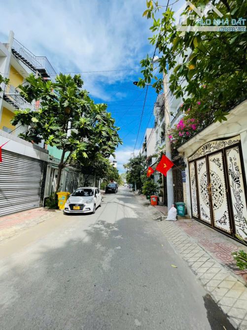 hiếm-Đất Linh Trung hẻm 8m 1/ Lê Văn Chí gần ngã tư Thủ Đức BV Việt Thắng 80m2 (4x20) - 2