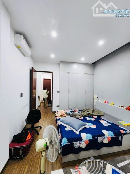 Bán nhà mặt phố quận Thanh Xuân, 50m2, 5 tầng, giá 15.5 tỷ. - 2