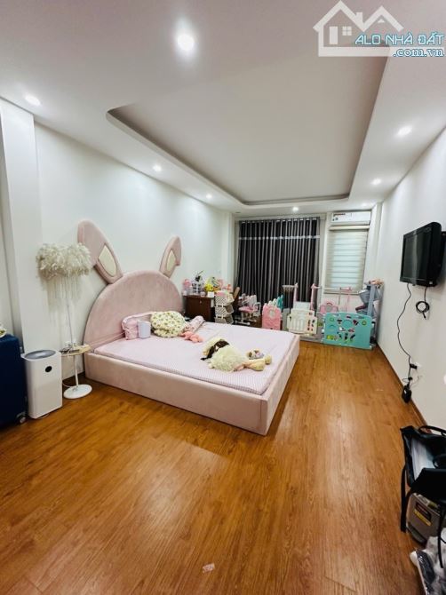 Bán nhà dân xây Ngọc Lâm, 48m2 5 tầng Mt 4m ngõ thông , ô tô qua nhà, chào 10 tỷ 686 tr. - 2